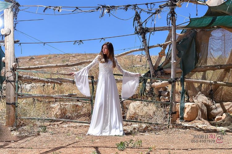 שיק צנוע: הקולקציה החדשה של "סטודיו נריה" נחשפת 1